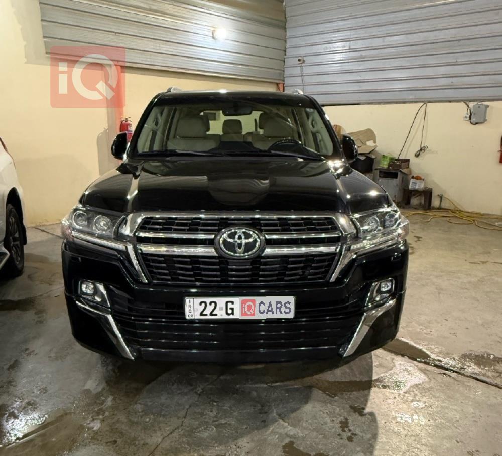 تويوتا لاندكروزر